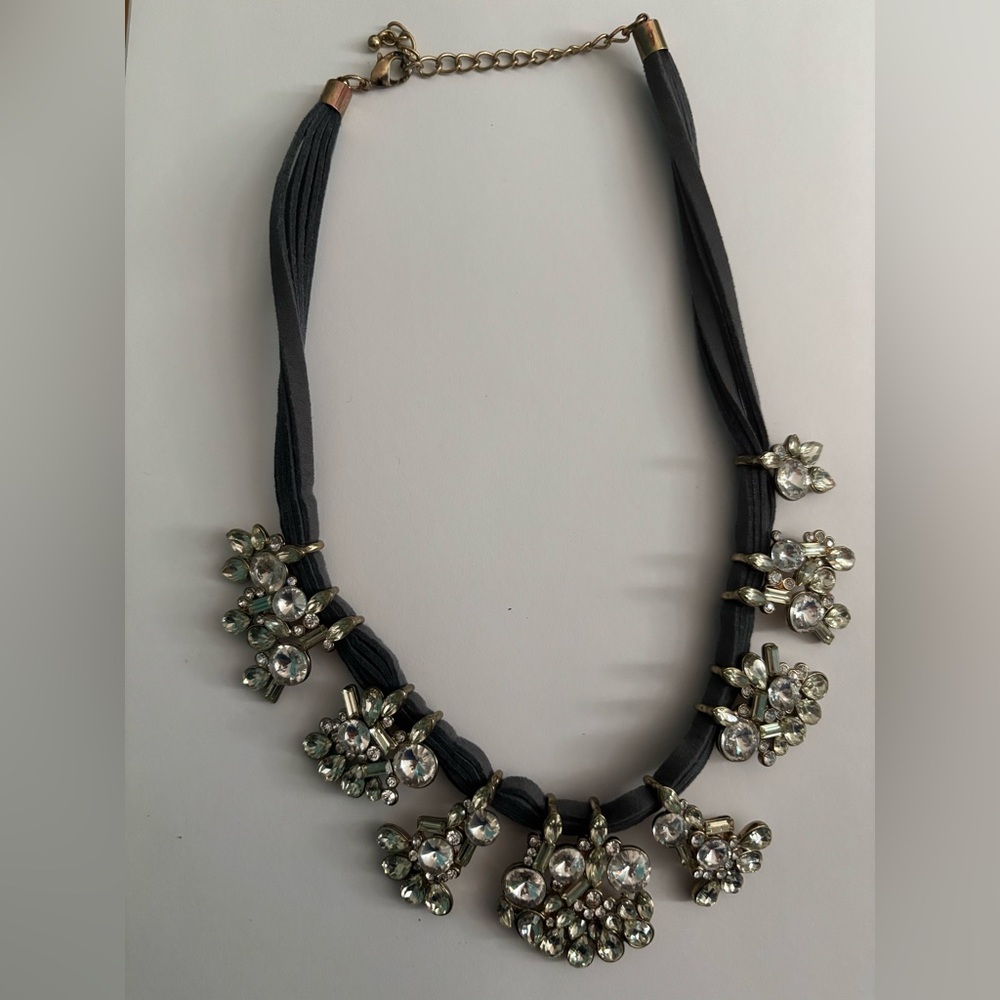 Elegant Crystal Statement Necklace